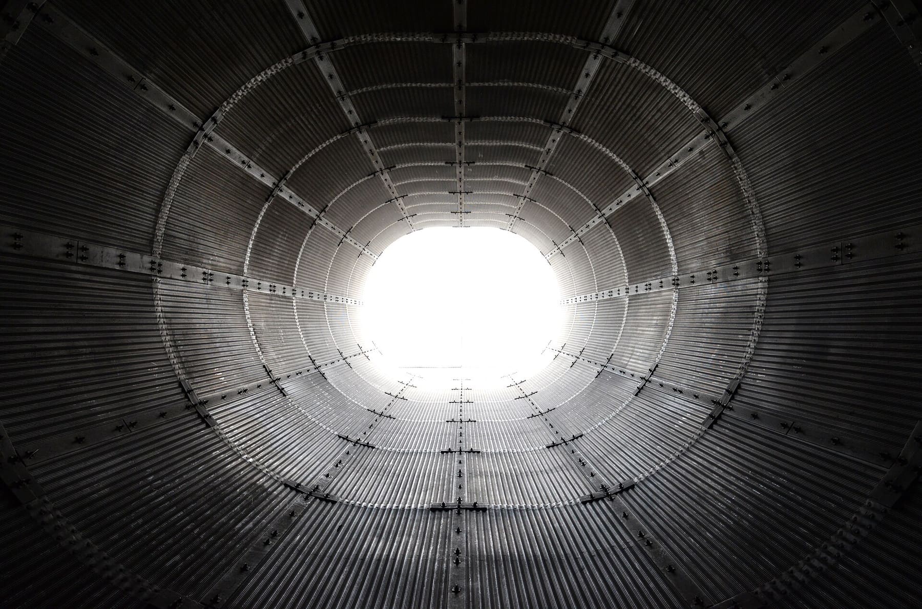 Real engine test cell structure